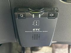 【ＥＴＣ】高速道路の料金所をストレスなく通過！話題のスポットやサービスエリアに多い「スマートIntercooler」利用時は必須のアイテムです。当店でセットアップを実施、ご納車当日からすぐにご利用いただけます！ 6