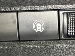 【プロパイロット】高速道路での長距離走行が楽に！！渋滞時と巡回走行のシーンで、アクセル・ブレーキ・ステアリングを自動で制御し、長距離運転の負担を軽減してくれます♪ 6