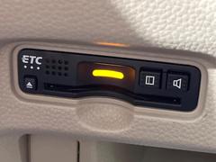 【ＥＴＣ】高速道路の料金所をストレスなく通過！話題のスポットやサービスエリアに多い「スマートIntercooler」利用時は必須のアイテムです。当店でセットアップを実施、ご納車当日からすぐにご利用いただけます！ 5