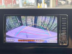 【バックカメラ】駐車時に後方がリアルタイム映像で確認できます。大型商業施設や立体駐車場での駐車時や、夜間のバック時に大活躍！運転スキルに関わらず、今や必須となった装備のひとつです！ 4