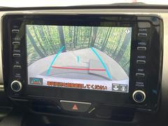 【バックカメラ】駐車時に後方がリアルタイム映像で確認できます。大型商業施設や立体駐車場での駐車時や、夜間のバック時に大活躍！運転スキルに関わらず、今や必須となった装備のひとつです！ 4