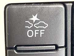 【スマートアシスト】走行中に前方の車両等を認識し、衝突しそうな時は警報とブレーキで衝突回避と被害軽減をアシスト。より安全にドライブをお楽しみいただけます。 6