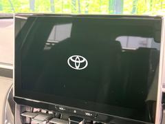 【１０．５インチ　ディスプレイオーディオ】大画面のディスプレイはＡｐｐｌｅＣａｒＰｌａｙやＡｎｄｒｏｉｄＡｕｔｏが利用可能。大きな画面でスマホナビアプリ等が利用いただけます♪ 4