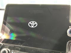【１０．５インチ　ディスプレイオーディオ】大画面のディスプレイはＡｐｐｌｅＣａｒＰｌａｙやＡｎｄｒｏｉｄＡｕｔｏが利用可能。大きな画面でスマホナビアプリ等が利用いただけます♪ 3