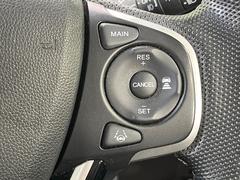 �ڥ����ץƥ��֥��롼������ȥ�����۹�®ƻϩ�Ǥ�Ĺ��Υ���Ԥ��ڤˡ�����ư��®�٤��ݤĥ��롼������ȥ����뤬�����ͷڸ������ƥ��Ϣ�Ȥ��������μ�ξ���Τ��Ƽִ֤��ݤĤ褦��®��Ĵ�ᤷ�Ƥ���ޤ����� 7