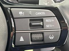 �ڥ����ץƥ��֥��롼������ȥ�����۹�®ƻϩ�Ǥ�Ĺ��Υ���Ԥ��ڤˡ�����ư��®�٤��ݤĥ��롼������ȥ����뤬�����ͷڸ������ƥ��Ϣ�Ȥ��������μ�ξ���Τ��Ƽִ֤��ݤĤ褦��®��Ĵ�ᤷ�Ƥ���ޤ����� 6