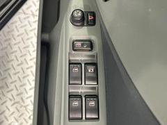 ����ư��Ǽ�ߥ顼�ۥ����ɥߥ顼����ư��Ǽ���ȤʤäƤ��ꡢ������־�Ǥ⥭�����Ĥ��ꥹ�����ޤ����ޤ��� 4