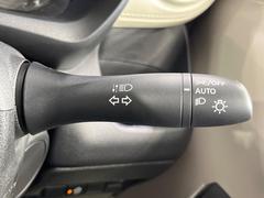 �ڥ����ȥ饤�ȡۼ�������뤵�˱����Ƽ�ư�ǥإåɥ饤�Ȥ��������������Ǥ��뵡ǽ�Ǥ����饤�Ȥ��դ�˺�졦�ä�˺��ʤɤ�̵���ʤꡢ��������ͼ�������Ԥ�¿����ȥ�ͥ��̲���������Ǥ��͢� 6