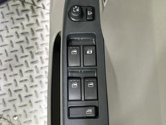 ����ư��Ǽ�ߥ顼�ۥ����ɥߥ顼����ư��Ǽ���ȤʤäƤ��ꡢ������־�Ǥ⥭�����Ĥ��ꥹ�����ޤ����ޤ��� 6