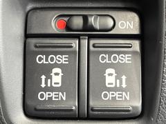 ��ξ¦�ѥ���饤�ɥɥ��ۥ��ޡ��ȥ����䱿ž�ʤΥ����å��Ǹ���ξ¦���饤�ɥɥ��γ��Ĥ���ǽ����ư�������Ϥ�����ƥɥ��򳫤���ɬ�פ�̵���������ʤ����ͤǤ��ñ�˳����Ĥ�Ǥ���Ŭ�Ǥ��� 5