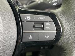 �ڥ����ץƥ��֥��롼������ȥ�����۹�®ƻϩ�Ǥ�Ĺ��Υ���Ԥ��ڤˡ�����ư��®�٤��ݤĥ��롼������ȥ����뤬�����ͷڸ������ƥ��Ϣ�Ȥ��������μ�ξ���Τ��Ƽִ֤��ݤĤ褦��®��Ĵ�ᤷ�Ƥ���ޤ����� 7