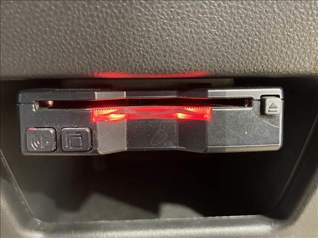 タント カスタムＸ　トップエディションＳＡＩＩＩ　禁煙車　ナビ　フルセグ　ＤＶＤ　Ｂｌｕｅｔｏｏｔｈ対応　バックカメラ　ＥＴＣ　衝突軽減ブレーキ　横滑り防止装置　車線逸脱防止装置　障害物センサー　左側電動スライドドア　ＬＥＤヘッドライト　スマートキー（27枚目）