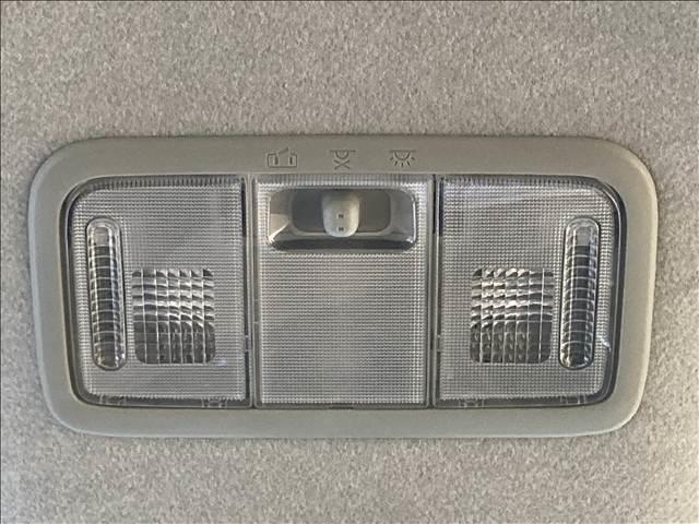 タント カスタムＸ　トップエディションＳＡＩＩＩ　禁煙車　ナビ　フルセグ　ＤＶＤ　Ｂｌｕｅｔｏｏｔｈ対応　バックカメラ　ＥＴＣ　衝突軽減ブレーキ　横滑り防止装置　車線逸脱防止装置　障害物センサー　左側電動スライドドア　ＬＥＤヘッドライト　スマートキー（30枚目）