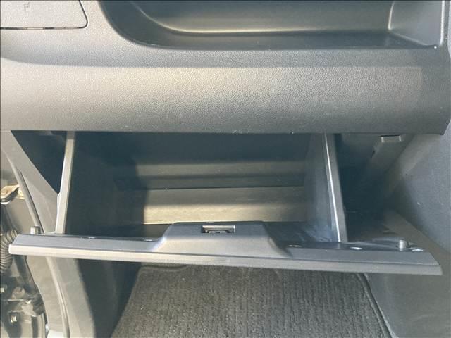 タント カスタムＸ　トップエディションＳＡＩＩＩ　禁煙車　ナビ　フルセグ　ＤＶＤ　Ｂｌｕｅｔｏｏｔｈ対応　バックカメラ　ＥＴＣ　衝突軽減ブレーキ　横滑り防止装置　車線逸脱防止装置　障害物センサー　左側電動スライドドア　ＬＥＤヘッドライト　スマートキー（32枚目）