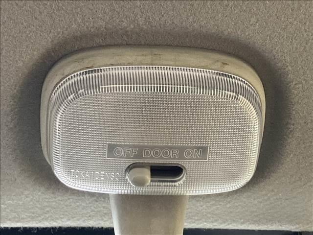 アルト Ｆ　ナビ　ワンセグＴＶ　ＣＤ再生　Ｂｌｕｅｔｏｏｔｈ対応　ＥＴＣ車載器　ＡＢＳ　Ｗエアバック　横滑り防止装置　衝突安全ボディ　盗難防止装置　キーレスエントリー（29枚目）