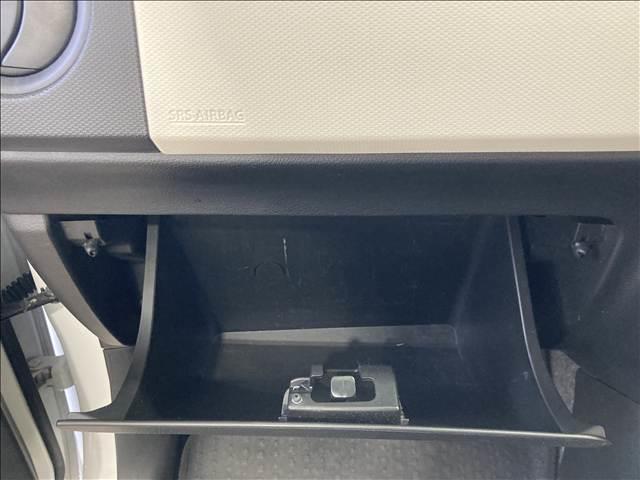 アルト Ｆ　ナビ　ワンセグＴＶ　ＣＤ再生　Ｂｌｕｅｔｏｏｔｈ対応　ＥＴＣ車載器　ＡＢＳ　Ｗエアバック　横滑り防止装置　衝突安全ボディ　盗難防止装置　キーレスエントリー（31枚目）