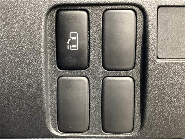 ���X�ł́A�Ԍ��A�����A���A�h���A���b�J�[�A���[�h�T�[�r�X�ɕK�v�Ȏw��H��A�ݔ����O���[�v��Ђł��ׂĊ������Ă��܂��B