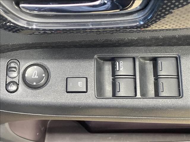 ���Ԃ����܂��Ă��Ȃ����q�l�ł��X�^�b�t���ꏏ�ɍl�����\�Z�₲��]�ɍ������Ԃ�����Ă����Ă��������܂����y�����X�^�b�t�ݒ��z���Ă���܂��̂ŁA�����̕����ЂƂ�ł������X��������