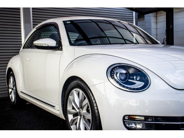 ザ・ビートル デザインレザーパッケージ　地デジフルセグ　１オーナー車　ＡＵＸ　助手席エアバッグ　盗難防止　ｂｌｕｅｔｏｏｔｈ　禁煙　本革シート　運転席エアバッグ　ＨＤＤナビ　パワーウィンドウ　ＡＢＳ　パワーステアリング　ナビＴＶ（3枚目）