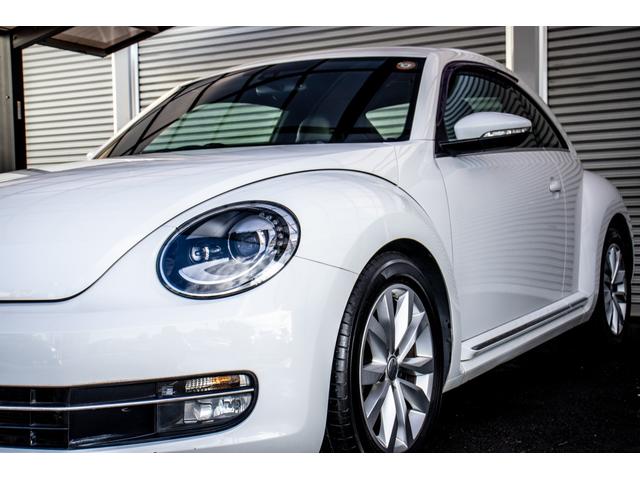 ザ・ビートル デザインレザーパッケージ　地デジフルセグ　１オーナー車　ＡＵＸ　助手席エアバッグ　盗難防止　ｂｌｕｅｔｏｏｔｈ　禁煙　本革シート　運転席エアバッグ　ＨＤＤナビ　パワーウィンドウ　ＡＢＳ　パワーステアリング　ナビＴＶ（4枚目）