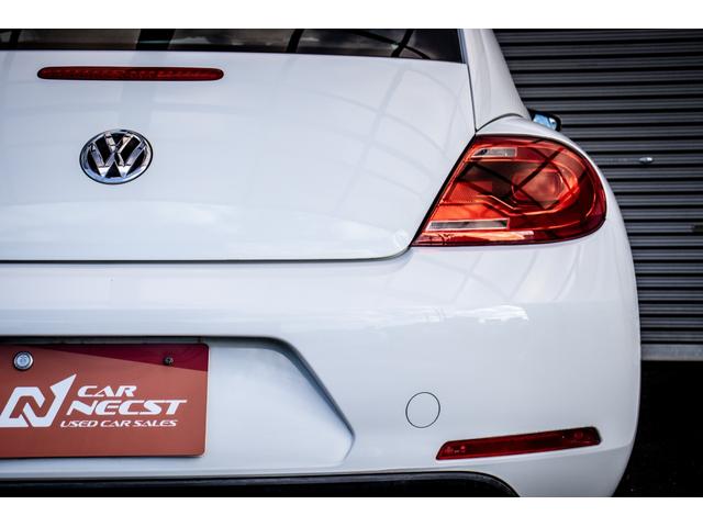 ザ・ビートル デザインレザーパッケージ　地デジフルセグ　１オーナー車　ＡＵＸ　助手席エアバッグ　盗難防止　ｂｌｕｅｔｏｏｔｈ　禁煙　本革シート　運転席エアバッグ　ＨＤＤナビ　パワーウィンドウ　ＡＢＳ　パワーステアリング　ナビＴＶ（12枚目）