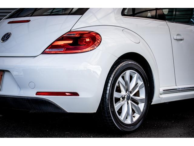 ザ・ビートル デザインレザーパッケージ　地デジフルセグ　１オーナー車　ＡＵＸ　助手席エアバッグ　盗難防止　ｂｌｕｅｔｏｏｔｈ　禁煙　本革シート　運転席エアバッグ　ＨＤＤナビ　パワーウィンドウ　ＡＢＳ　パワーステアリング　ナビＴＶ（13枚目）