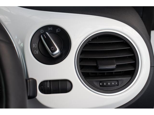 ザ・ビートル デザインレザーパッケージ　地デジフルセグ　１オーナー車　ＡＵＸ　助手席エアバッグ　盗難防止　ｂｌｕｅｔｏｏｔｈ　禁煙　本革シート　運転席エアバッグ　ＨＤＤナビ　パワーウィンドウ　ＡＢＳ　パワーステアリング　ナビＴＶ（40枚目）