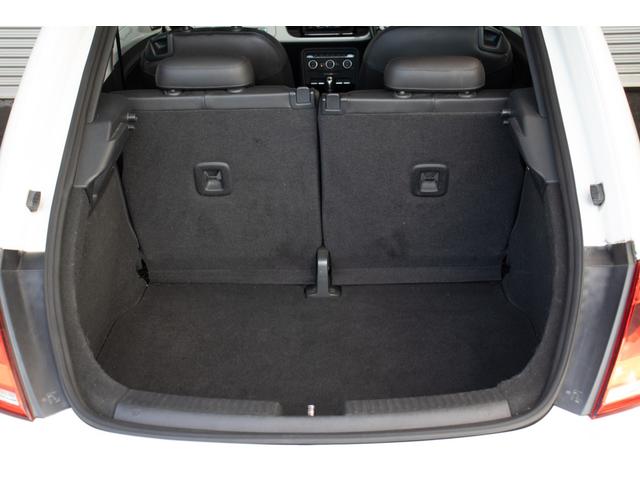 ザ・ビートル デザインレザーパッケージ　地デジフルセグ　１オーナー車　ＡＵＸ　助手席エアバッグ　盗難防止　ｂｌｕｅｔｏｏｔｈ　禁煙　本革シート　運転席エアバッグ　ＨＤＤナビ　パワーウィンドウ　ＡＢＳ　パワーステアリング　ナビＴＶ（41枚目）