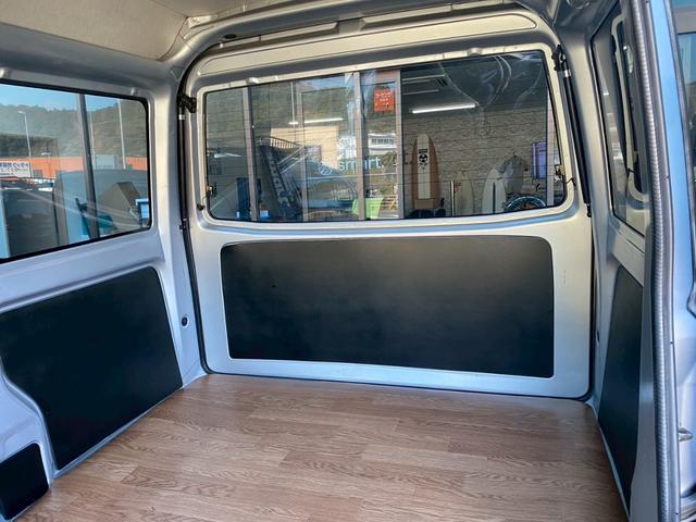 ミニキャブバン ＣＤ　ハイフーフ　ｓｍａｒｔマットブラックエディション（17枚目）