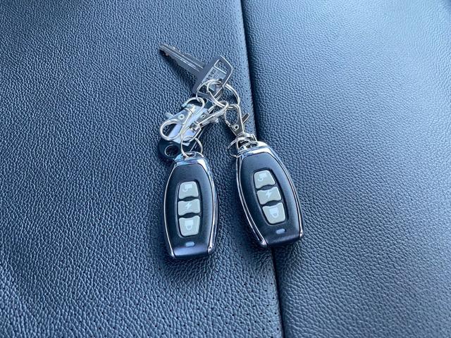 ミニキャブバン ＣＤ　ハイフーフ　ｓｍａｒｔマットブラックエディション（28枚目）