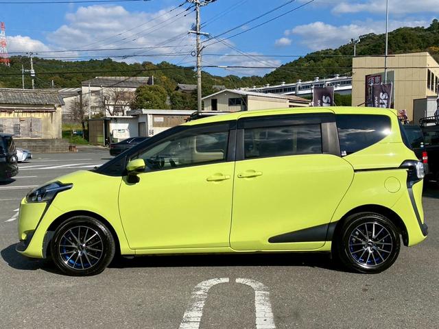 シエンタ Ｘ　パワ－スライドドア・ナビ・フルセグＴＶ・ＤＶＤ再生・バックカメラ・１５インチ社外アルミ・ＬＥＤヘッドライト（9枚目）