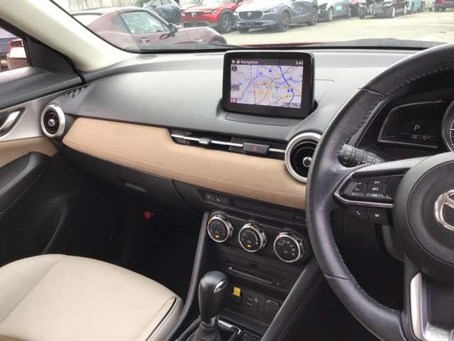 ＣＸ－３ １．５　１５Ｓ　アーバン　ドレッサー　ナビ　ＣＤ／ＤＶＤ　ＣａｒＰｌａｙ対応　全方位モニタ　クリソナ　ＨＢＣ　レーダークルコン　ＬＥＤヘッドランプ　ＥＴＣ　フルセグ　衝突被害軽減システム　メモリーナビ　シートヒーター　アイドリングストップ（16枚目）