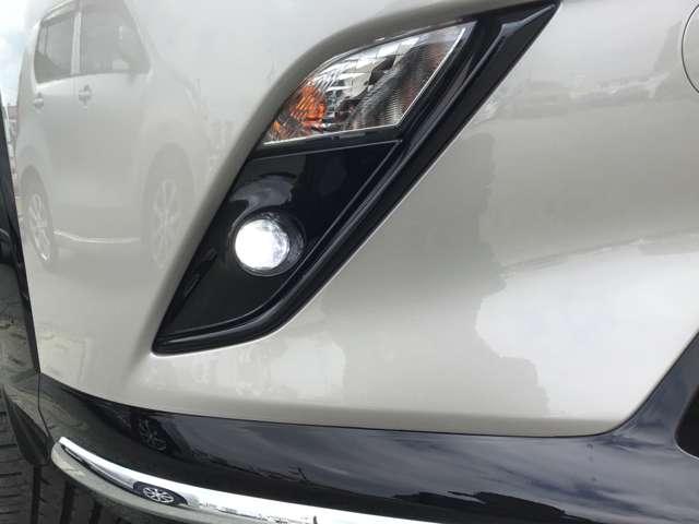 ＣＸ－３ １．５　１５Ｓ　ビビッド　モノトーン　ナビ／ＣａｒＰｌａｙ／全方位モニタ／衝突軽減ブレー　ナビＴＶ　ＵＳＢ　アルミホイール　フルセグテレビ　ＬＥＤ　電動シート　ＥＴＣ　レーダークルーズコントロール　クリアランスソナー　バックカメラ（11枚目）