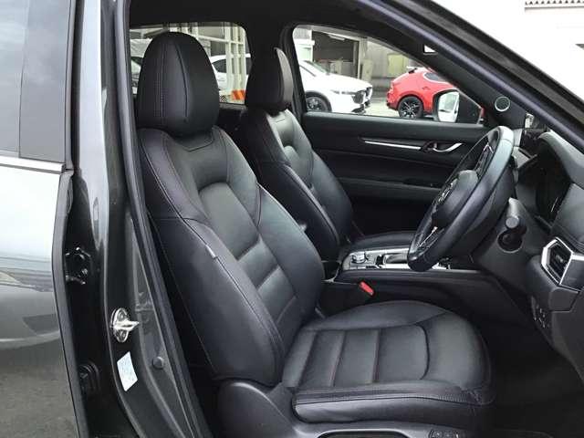 ＣＸ－５ ２．２　ＸＤ　スポーツ　アピアランス　ディーゼルターボ　ナビ／ＢＯＳＥ／ＣａｒＰｌａｙ／全方位モニタ／衝突軽減　Ｂｌｕｅｔｏｏｔｈオーディオ　ＬＥＤライト　レーダークルーズコントロール　電動シート　横滑り防止　シートヒーター　キーレス　ＥＴＣ　ＵＳＢ（15枚目）