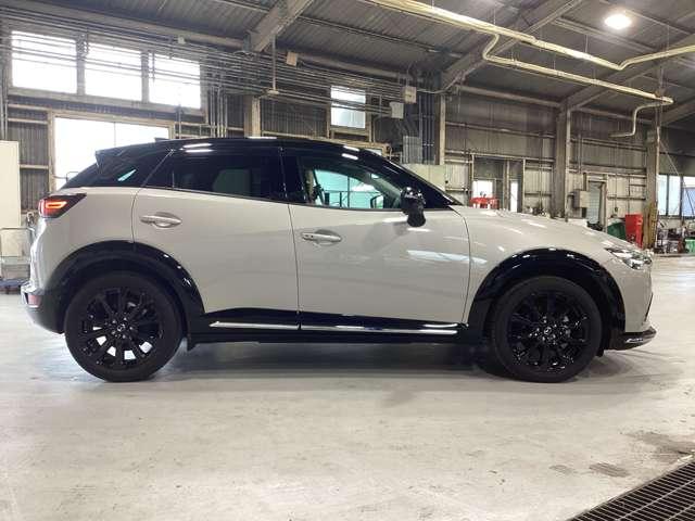 ＣＸ－３ １．５　１５Ｓ　スーパー　エッジー　アダプティブクルーズコントロール全方位モ　前席シートヒーター　ＢＴ　レーダークルコン　衝突軽減　コーナーセンサー　ＥＴＣ　アイドリングストップ　地デジ　パワーシート　スマートキー　アルミ　ＤＶＤ（10枚目）