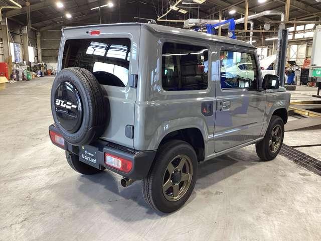 ジムニー ６６０　ＸＣ　４ＷＤ　シートヒータークルーズコントロールヒルデ　デュアルセンサーブレーキＳ　Ｗエアバッグ　ＡＵＴＯエアコン　パワーウィンドゥ　ＥＴＣ付　スマキー　アクティブクルーズコントロール　セキュリティアラーム　アルミ（9枚目）