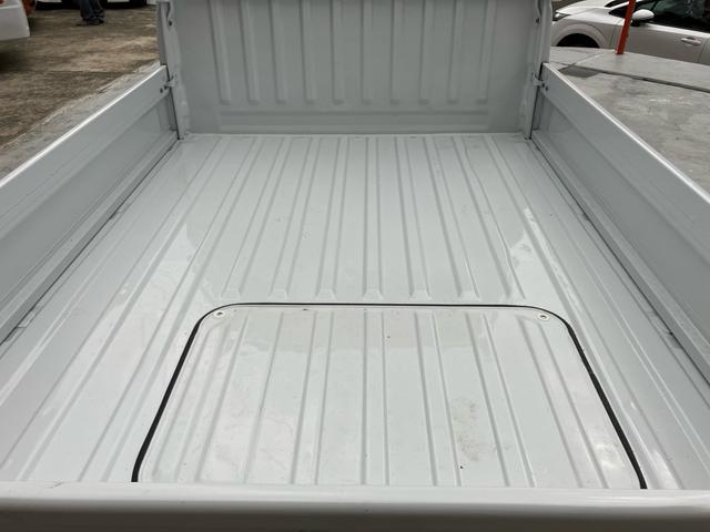 サンバートラック JA 4WD/三方開/マニュアル5速/エアコン/車検令和8年9月/走行49,700km/オールペンクリア塗装仕上/外装部品新品交換済み/フルリフレッシュカー(24枚目)