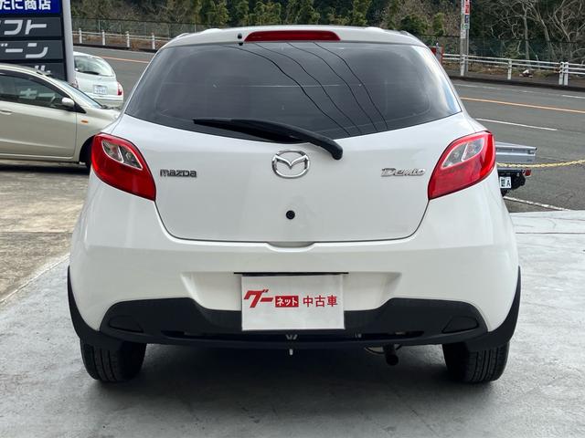 デミオ １３Ｃ　キーレスエントリー／ＣＤ再生／車検令和９年８月（24枚目）