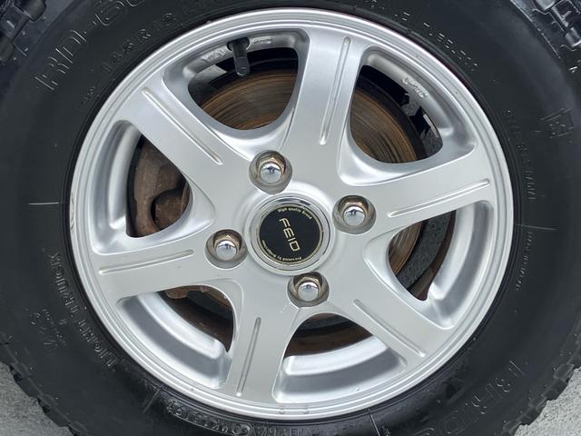 サンバートラック ＴＢ　リフレッシュカー／４ＷＤ／マニュアル５速／三方開／エアコン／アルミホイール／オールペン（7枚目）