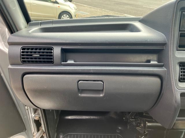 サンバートラック ＴＢ　リフレッシュカー／４ＷＤ／マニュアル５速／三方開／エアコン／アルミホイール／オールペン（20枚目）