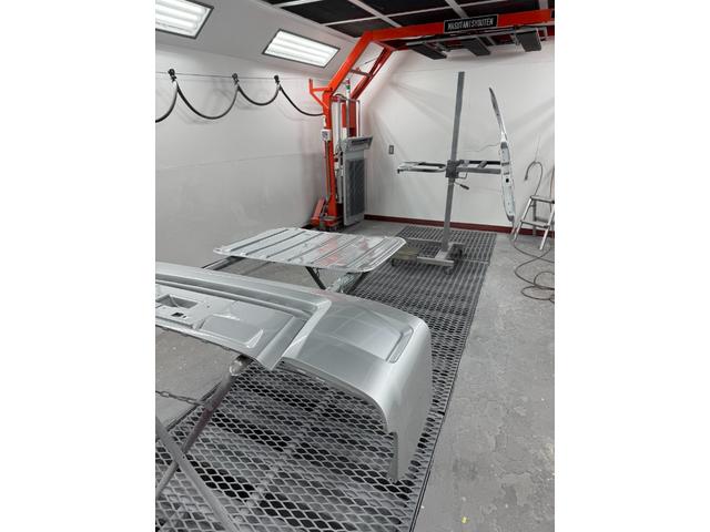 サンバートラック ＴＢ　リフレッシュカー／４ＷＤ／マニュアル５速／三方開／エアコン／アルミホイール／オールペン（32枚目）