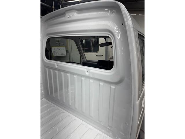 サンバートラック 赤帽　４ＷＤ／ハイルーフ車／リフレッシュカー／マニュアル５速／三方開／運転席エアバッグ／キーレス／集中ドアロック／オールペンクリア塗装仕上（45枚目）