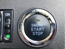 エンジン始動も楽チンです。イチイチ鍵を出す手間も無くなりますよ。