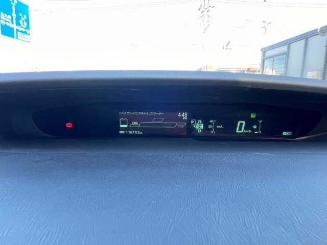 プリウス Ｓツーリングセレクション　ＥＴＣ　バックカメラ　Ｂｌｕｅｔｏｏｔｈ接続　コーナーセンサー　ワンセグ　ＢＬＵＥＴＯＯＴＨ　運転席エアバッグ　スマートキ－　ナビ付　衝突安全ボディ　Ｂカメラ　ＨＤＤマルチナビ　ヘッドライトＬＥＤ（23枚目）