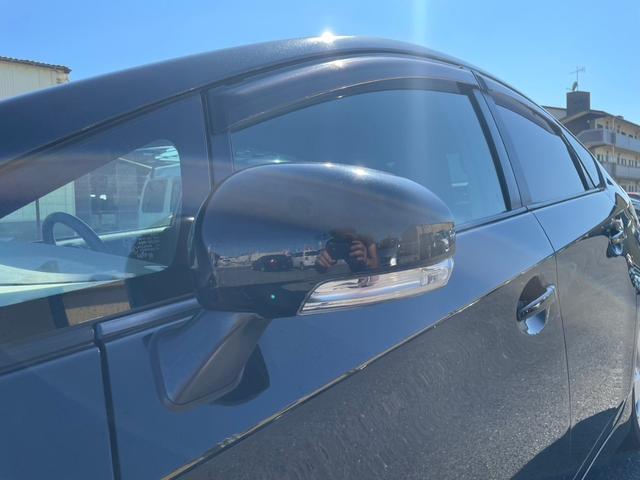 プリウス Ｓツーリングセレクション　ＥＴＣ　バックカメラ　Ｂｌｕｅｔｏｏｔｈ接続　コーナーセンサー　ワンセグ　ＢＬＵＥＴＯＯＴＨ　運転席エアバッグ　スマートキ－　ナビ付　衝突安全ボディ　Ｂカメラ　ＨＤＤマルチナビ　ヘッドライトＬＥＤ（41枚目）