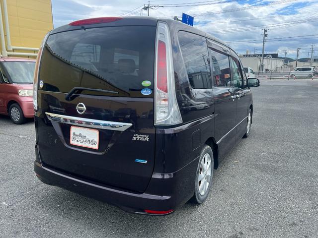 セレナ ハイウェイスター　横滑防止装置　ＡＵＴＯエアコン　パワーステアリング　運転席エアバック　パワーウィンドウ　ＡＢＳ　ＷエアＢ　Ｗエアバック　エアコン　横滑り防止システム（13枚目）
