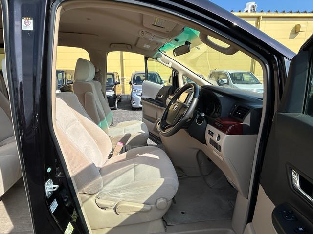 ヴェルファイア ２．４Ｘ　フルフラットシート　デュアルエアコン　Ｂカメ　サイドエアバック　盗難防止　スマートキープッシュスタート　ＥＳＣ　Ｗエアバッグ　ＡＢＳ　キーレス　３列シ－ト　ミュージックプレイヤー接続可（16枚目）