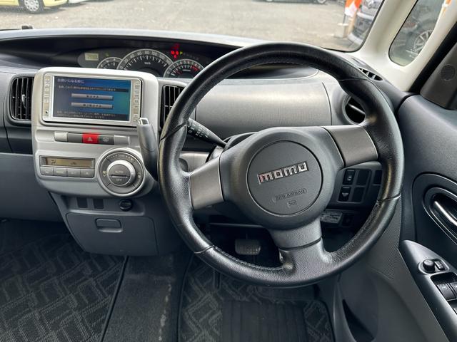 タント カスタムＲＳ　左パワースライド　助手席エアバック　電格ドアミラー　ＡＵＴＯエアコン　リモコンキー　インテリジェントキー　エアＢ　パワーステアリング　パワーウィンドウ　横滑り防止　ＡＢＳ（30枚目）