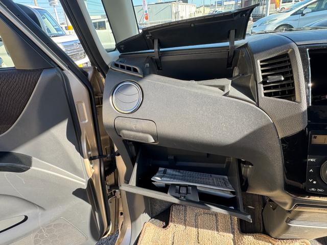 �[�Ԏ��͎ԓ��N���[�j���O���s�����S���Ă���肢�������܂��I