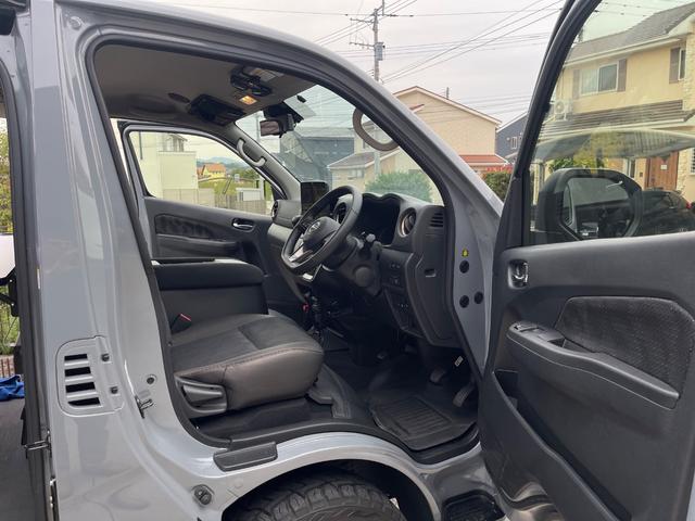 キャラバン ロンググランドプレミアムＧＸ　１６インチアルミホイール　１１インチディスプレイオーディオ　サラウンドスピーカーシステム（18枚目）